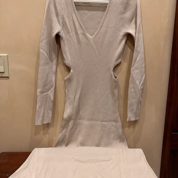 DISSH SUTHERLAND LONG SLEEVE CUT OUT MIDI - STONE - Picture 6 of 7